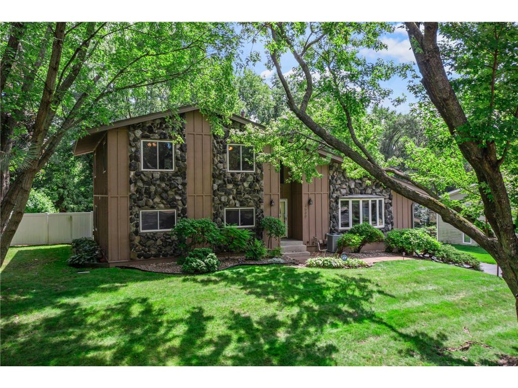4530 Oak Leaf Drive Vadnais Heights MN 55127 6776963 image1