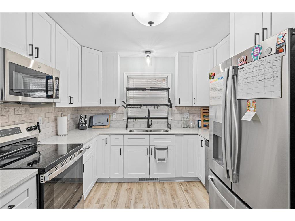 4531 France Avenue N Robbinsdale MN 55422 6821456 image2