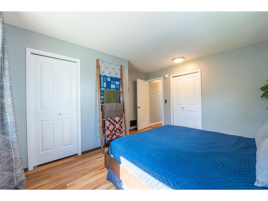 4531 Oliver Avenue N Minneapolis MN 55412 7039539 image17