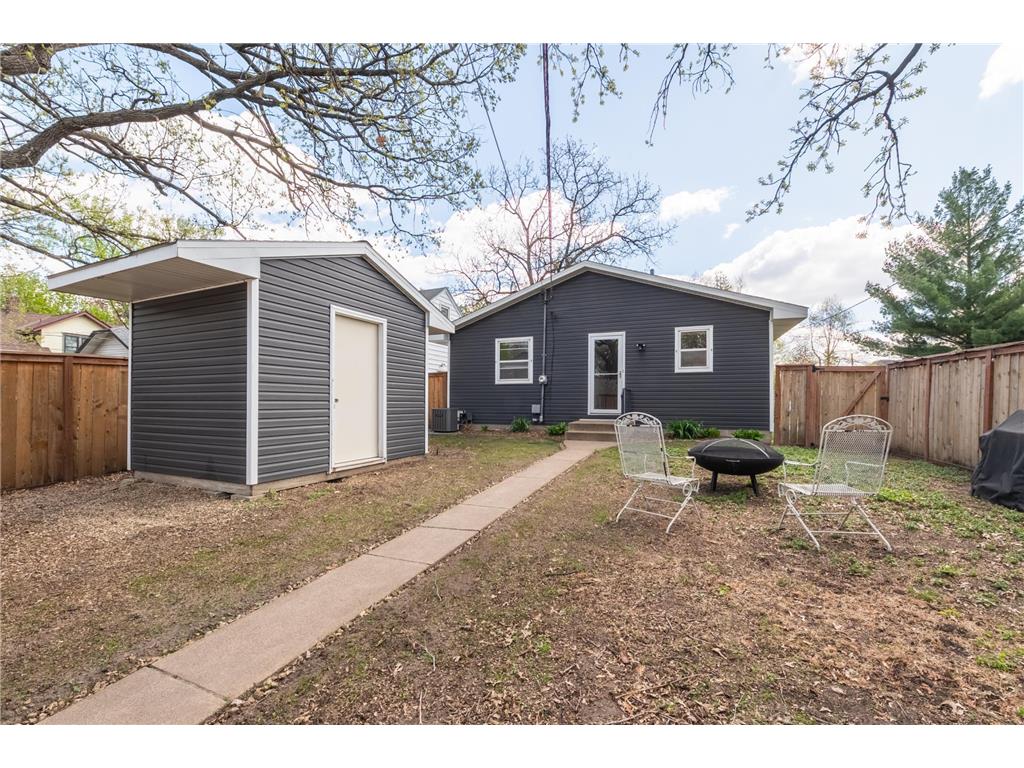 4531 Oliver Avenue N Minneapolis MN 55412 7039539 image24