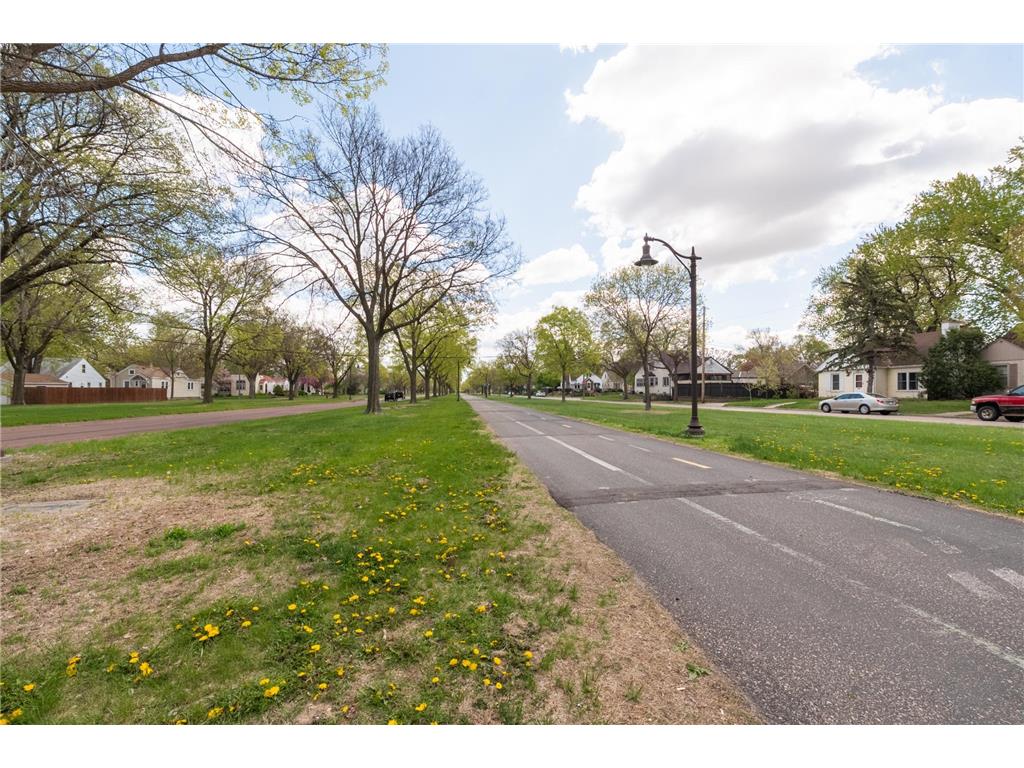 4531 Oliver Avenue N Minneapolis MN 55412 7039539 image27