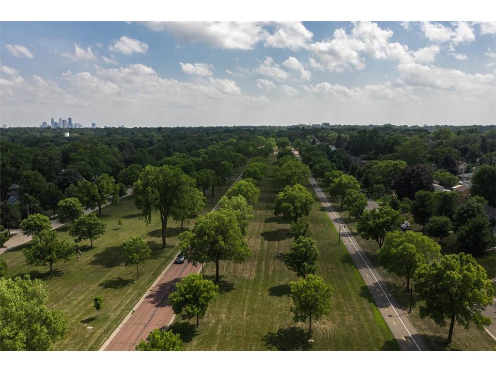 4531 Oliver Avenue N Minneapolis MN 55412 7039539 image30