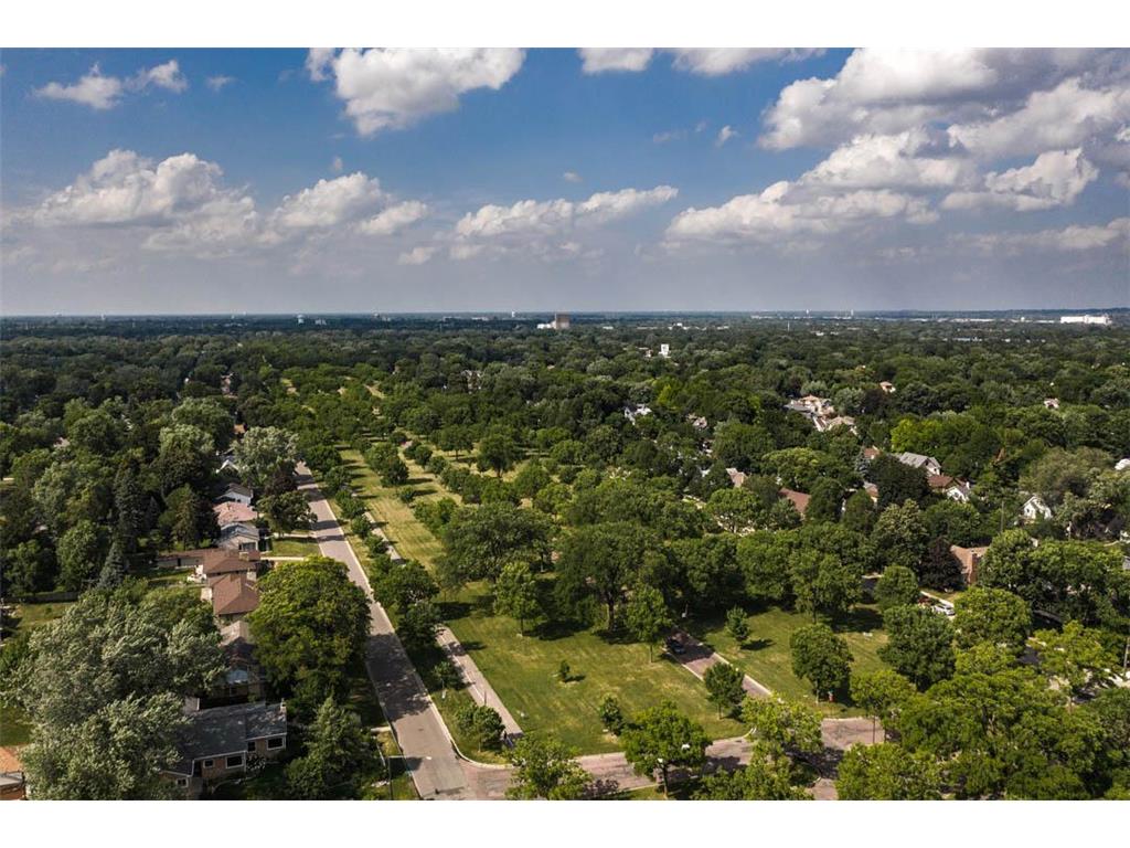 4531 Oliver Avenue N Minneapolis MN 55412 7039539 image35