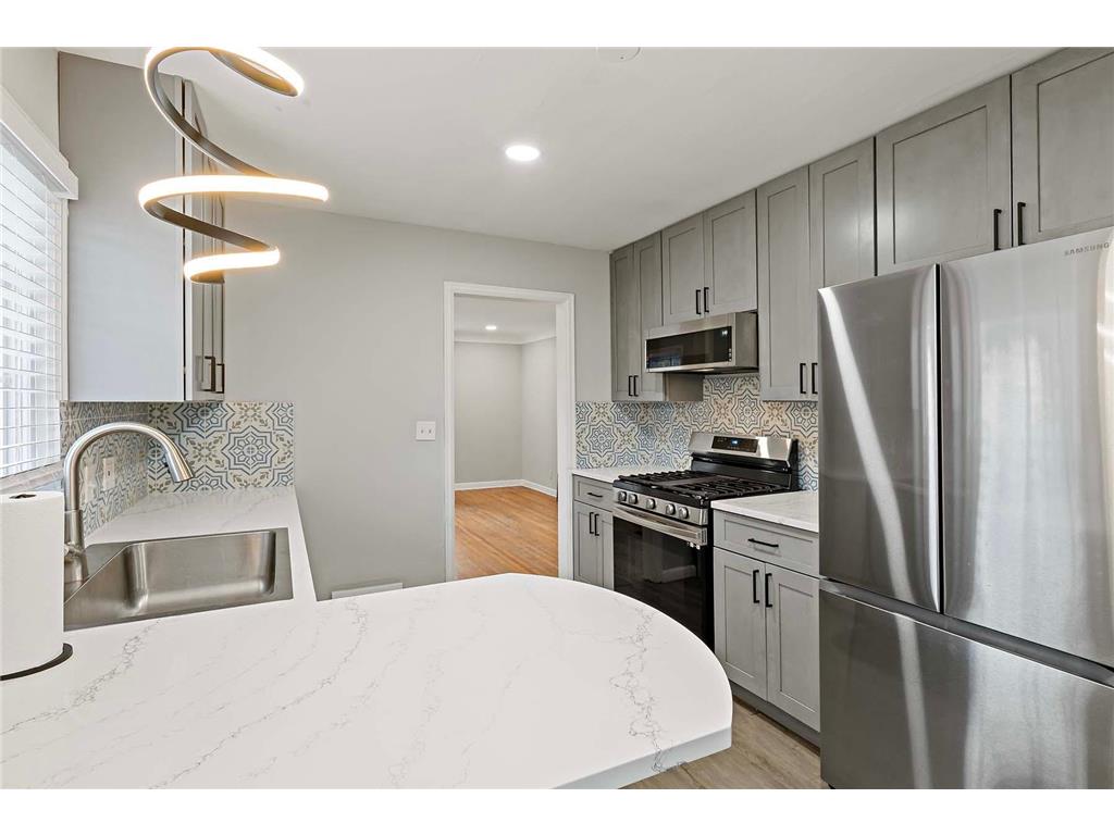 4532 2nd Street NE Fridley MN 55421 6783696 image1