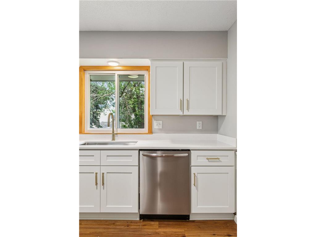 4532 Perry Avenue N Robbinsdale MN 55422 6788998 image5