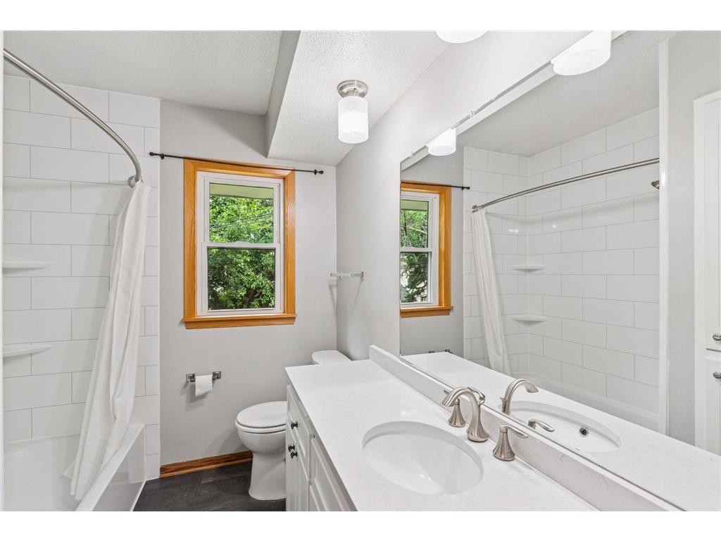 4532 Perry Avenue N Robbinsdale MN 55422 6788998 image9