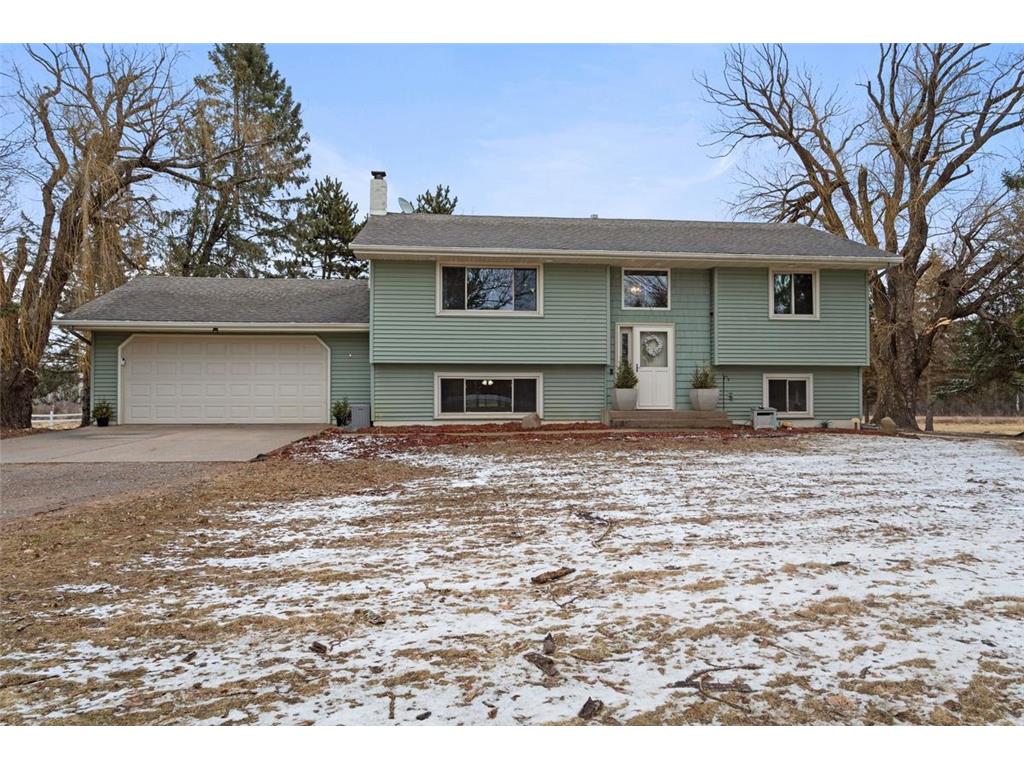 45325 Forest Boulevard Harris MN 55032 7036296 image1