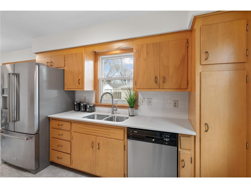 4534 Dupont Avenue N Minneapolis MN 55412 7025408 image11