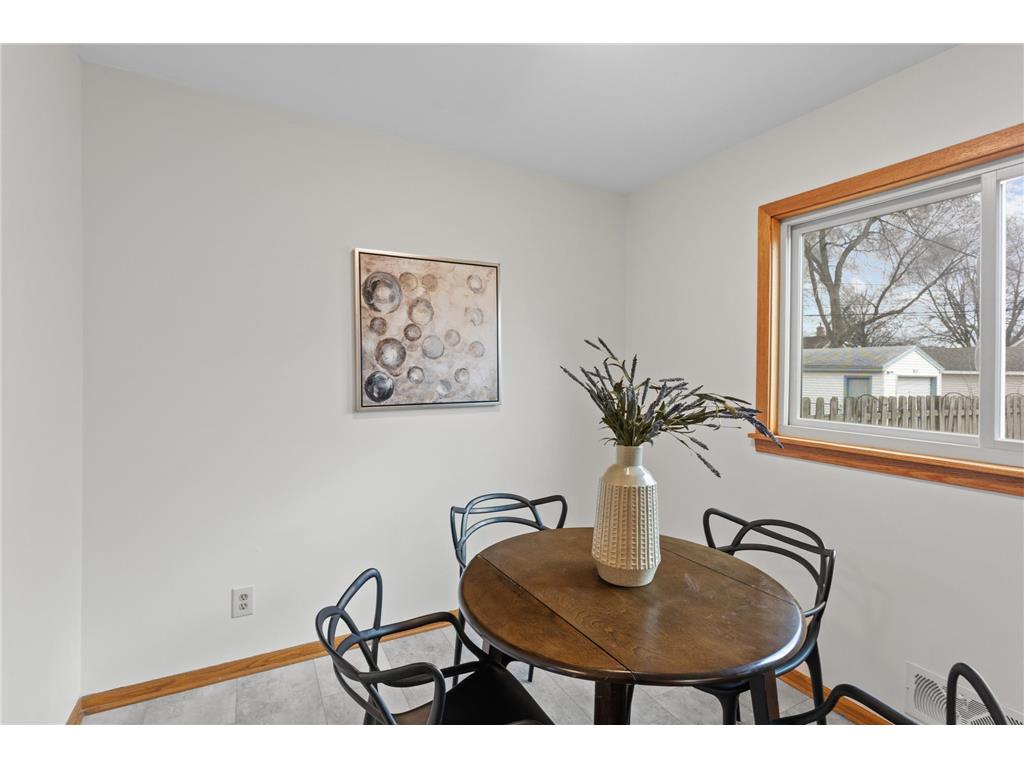 4534 Dupont Avenue N Minneapolis MN 55412 7025408 image13