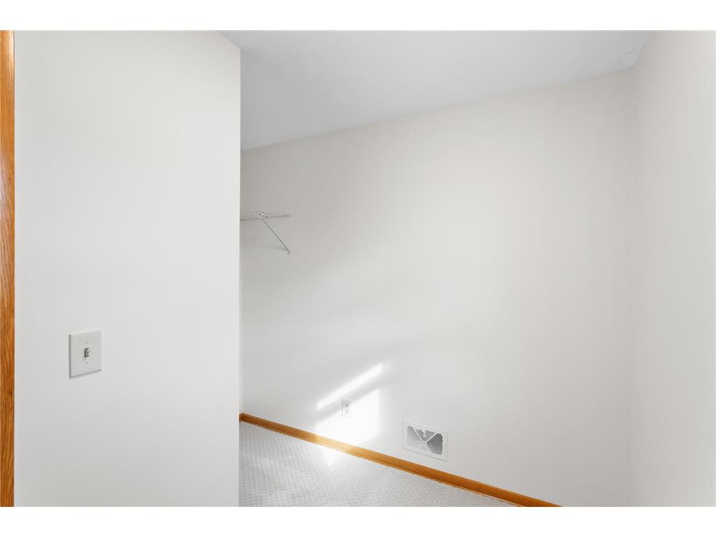 4534 Dupont Avenue N Minneapolis MN 55412 7025408 image24