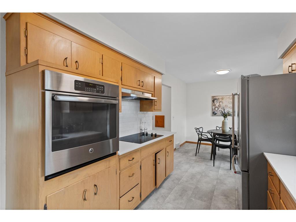 4534 Dupont Avenue N Minneapolis MN 55412 7025408 image8