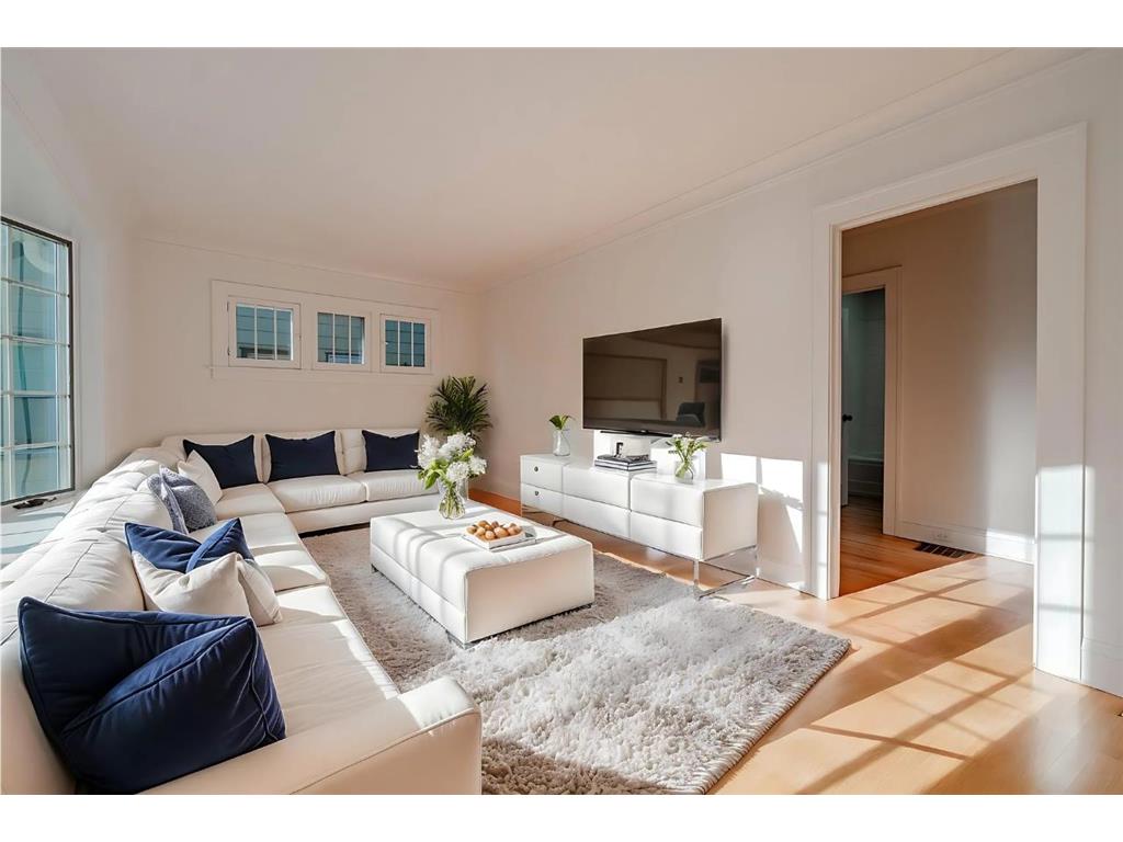 4534 Queen Avenue N Minneapolis MN 55412 6754124 image1