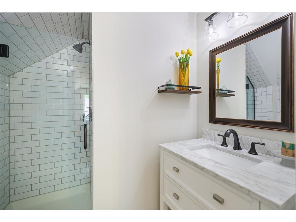 4534 Washburn Avenue N Minneapolis MN 55412 7076054 image20