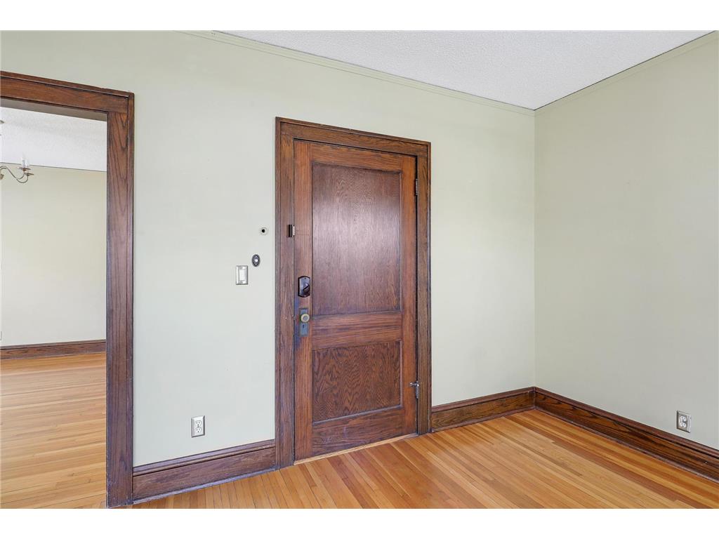 4536 Grand Avenue S Minneapolis MN 55419 6814948 image20