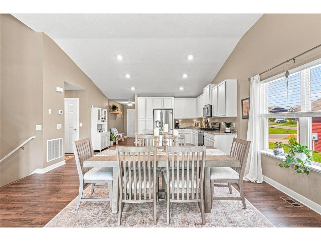 4539 Cobalt Lane Woodbury MN 55129 7106622 image16