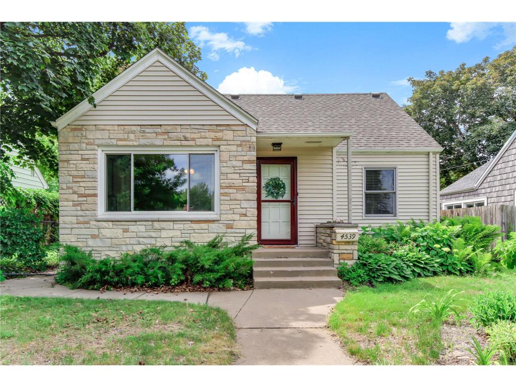 4539 Quail Avenue N Robbinsdale MN 55422 7064892 image1