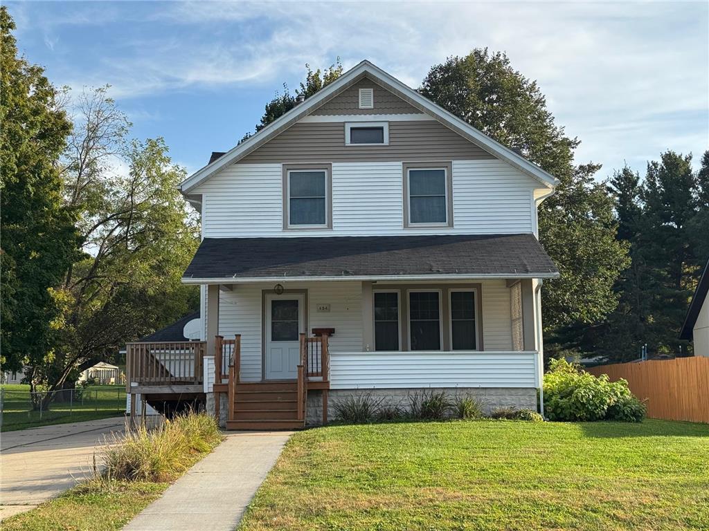 454 E 14th St Saint Charles MN 55972 6796153 image1