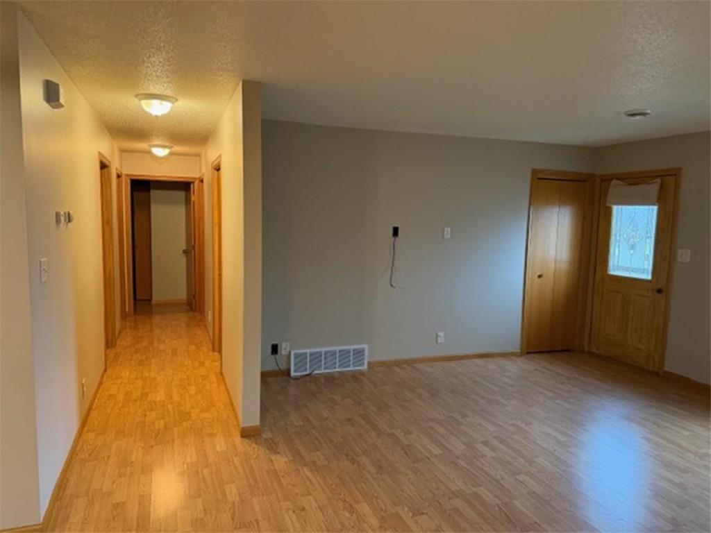 454 Main Street NW Evansville MN 56326 6820748 image19