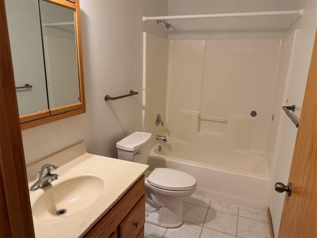 454 Main Street NW Evansville MN 56326 6820748 image24