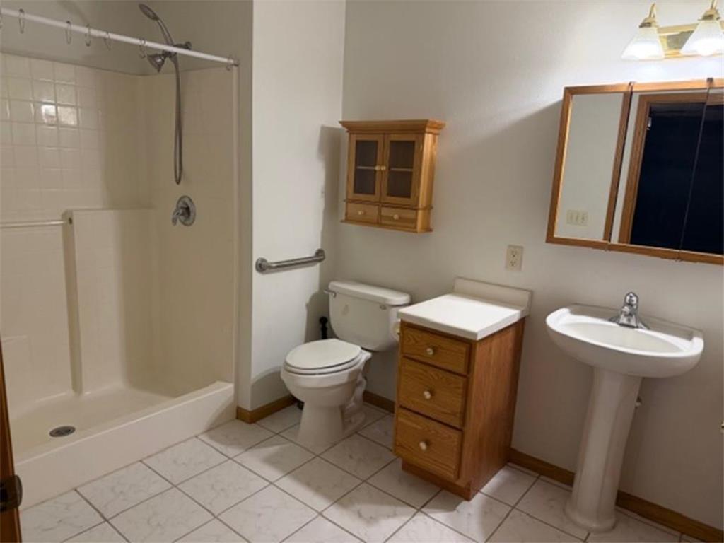 454 Main Street NW Evansville MN 56326 6820748 image27