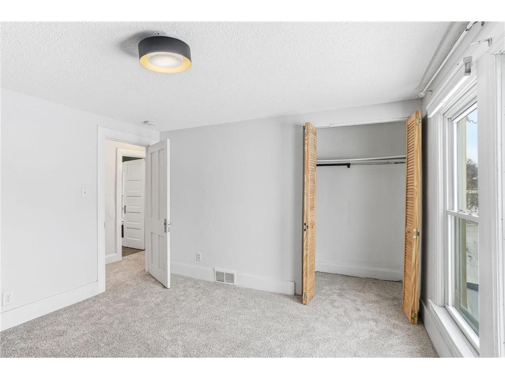 454 Michigan Street Saint Paul MN 55102 7083899 image15