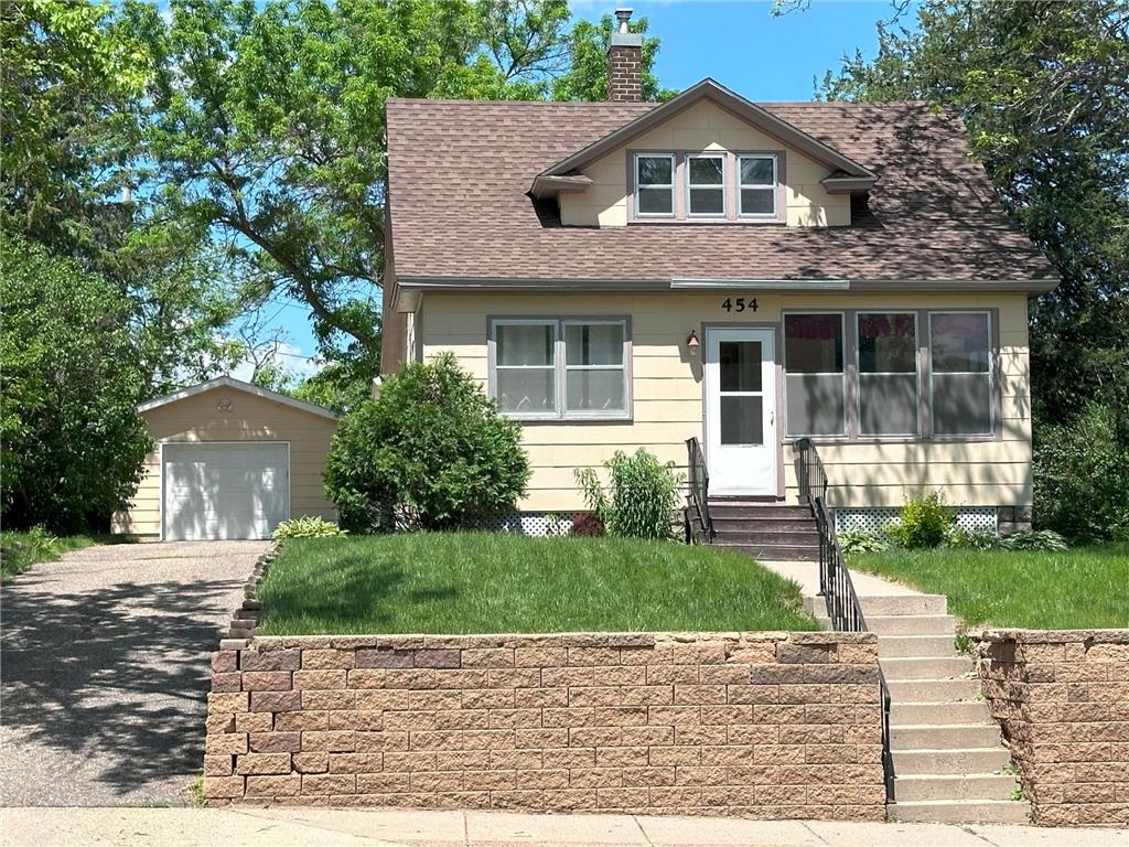454 W Bridge Street Owatonna MN 55060 6540240 image1