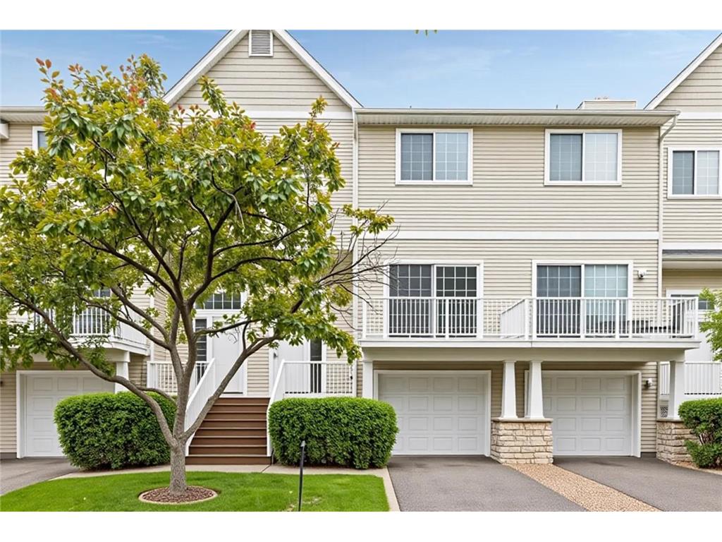 454 Willoughby Way W Minnetonka MN 55305 7087643 image1
