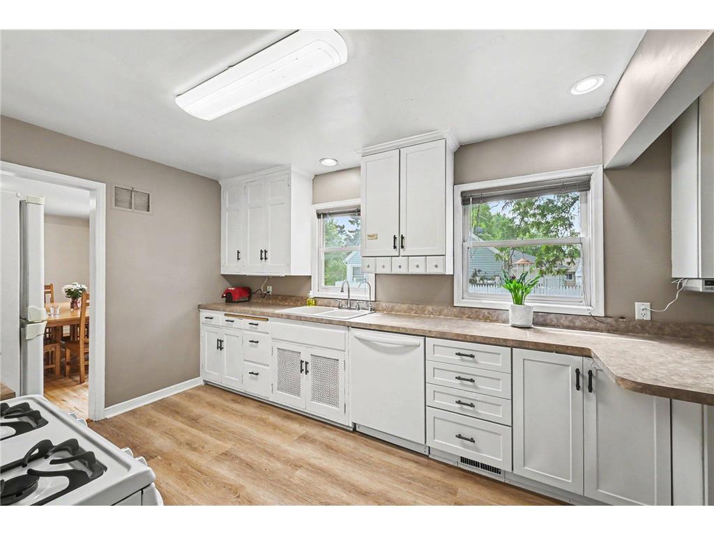 4540 2nd Street NE Fridley MN 55421 7083359 image10