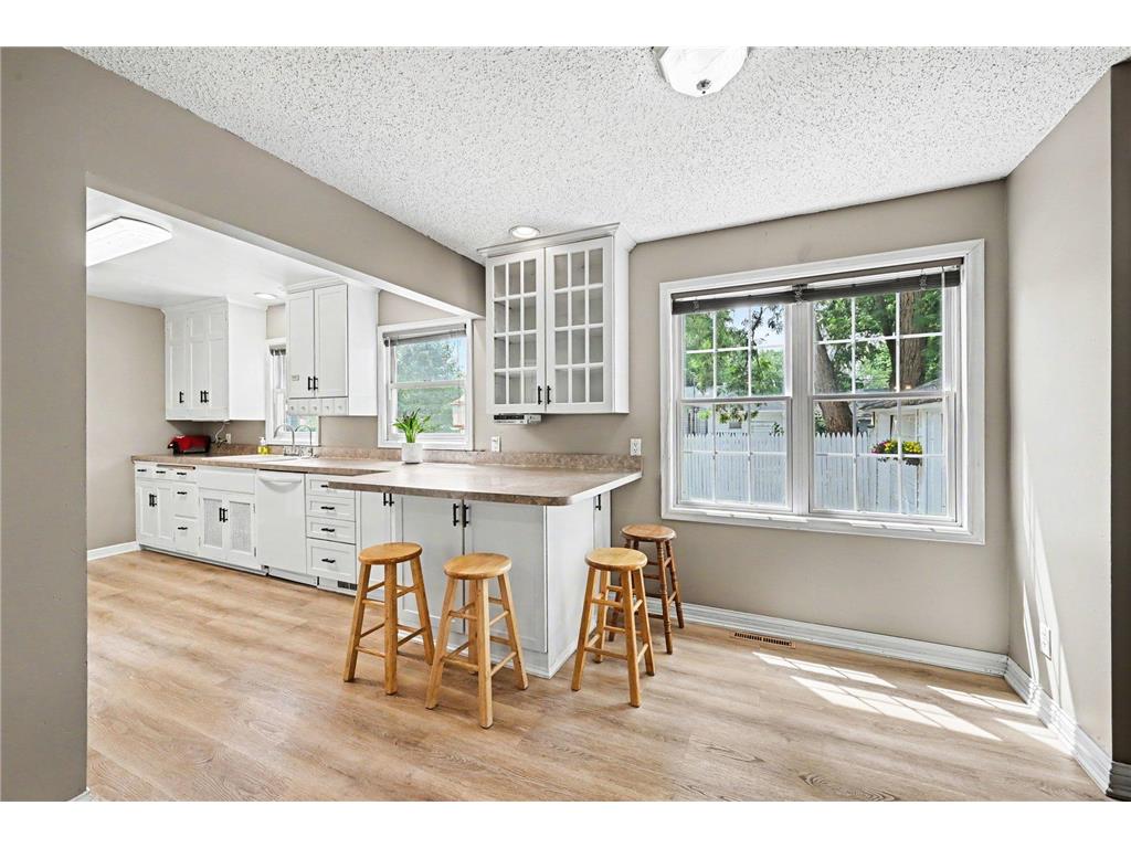 4540 2nd Street NE Fridley MN 55421 7083359 image11