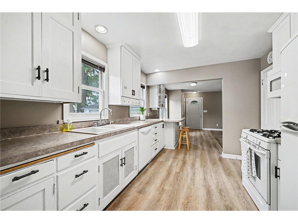 4540 2nd Street NE Fridley MN 55421 7083359 image9