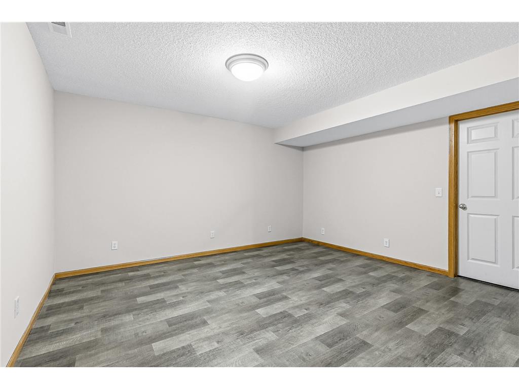 4540 Snail Lake Boulevard Shoreview MN 55126 7009958 image33