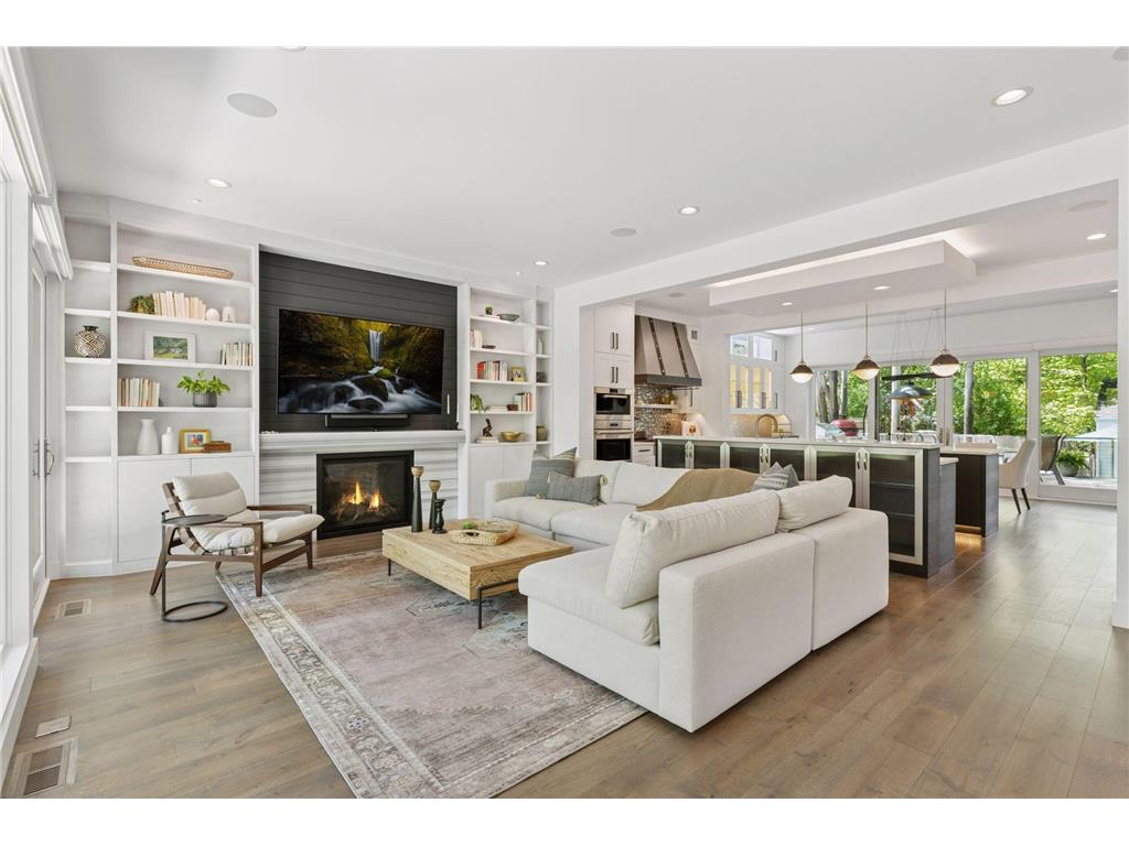 4540 Upton Avenue S Minneapolis MN 55410 - Harriet Lake 6641385 image1