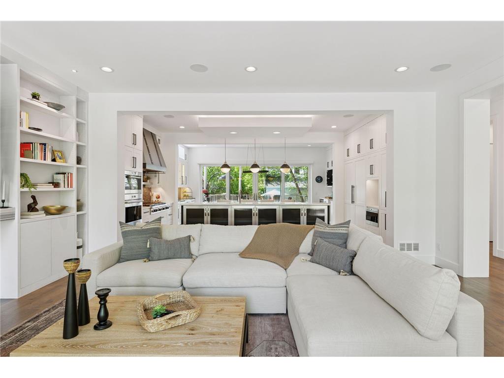 4540 Upton Avenue S Minneapolis MN 55410 - Harriet Lake 6641385 image2