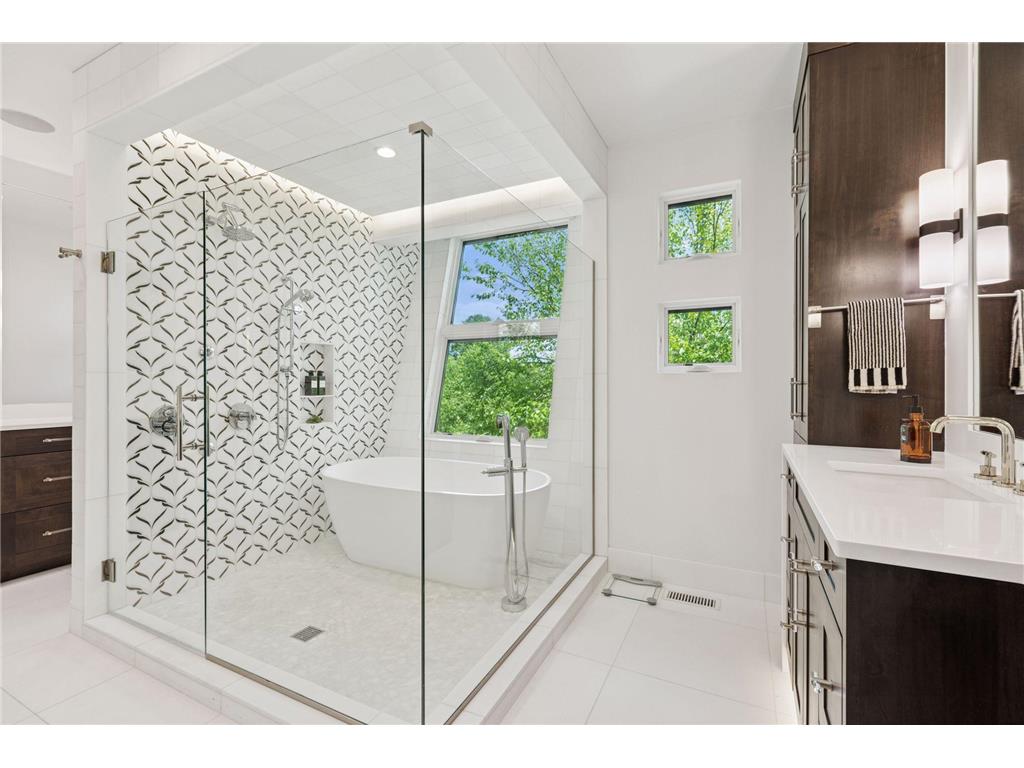 4540 Upton Avenue S Minneapolis MN 55410 - Harriet Lake 6641385 image46