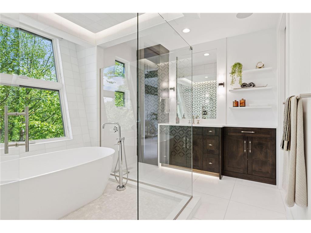 4540 Upton Avenue S Minneapolis MN 55410 - Harriet Lake 6641385 image47