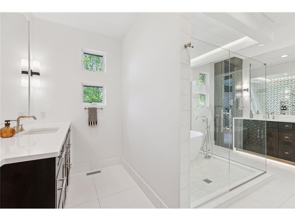 4540 Upton Avenue S Minneapolis MN 55410 - Harriet Lake 6641385 image49