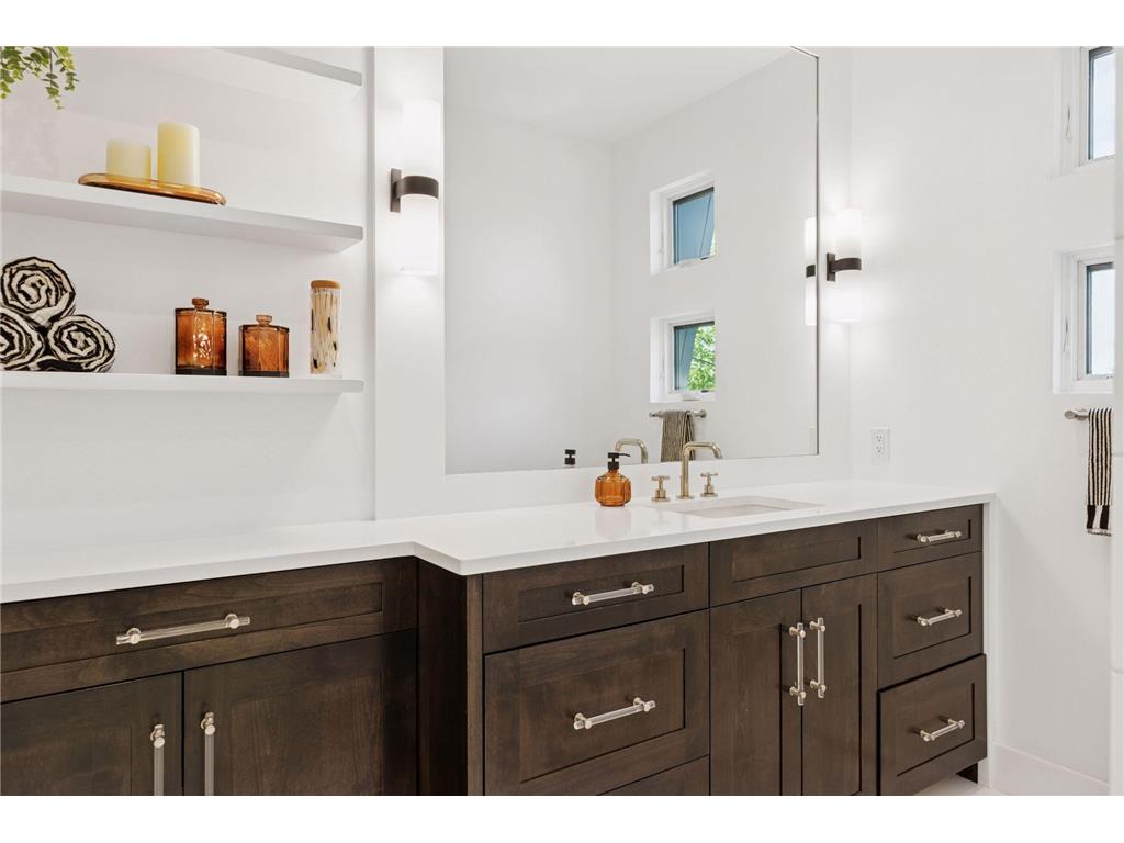 4540 Upton Avenue S Minneapolis MN 55410 - Harriet Lake 6641385 image50