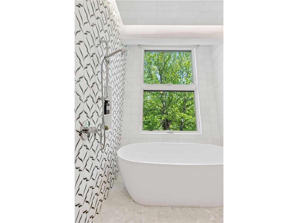 4540 Upton Avenue S Minneapolis MN 55410 - Harriet Lake 6641385 image51