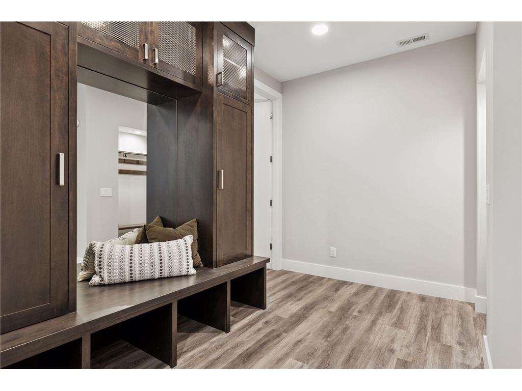 4540 Upton Avenue S Minneapolis MN 55410 - Harriet Lake 6641385 image62