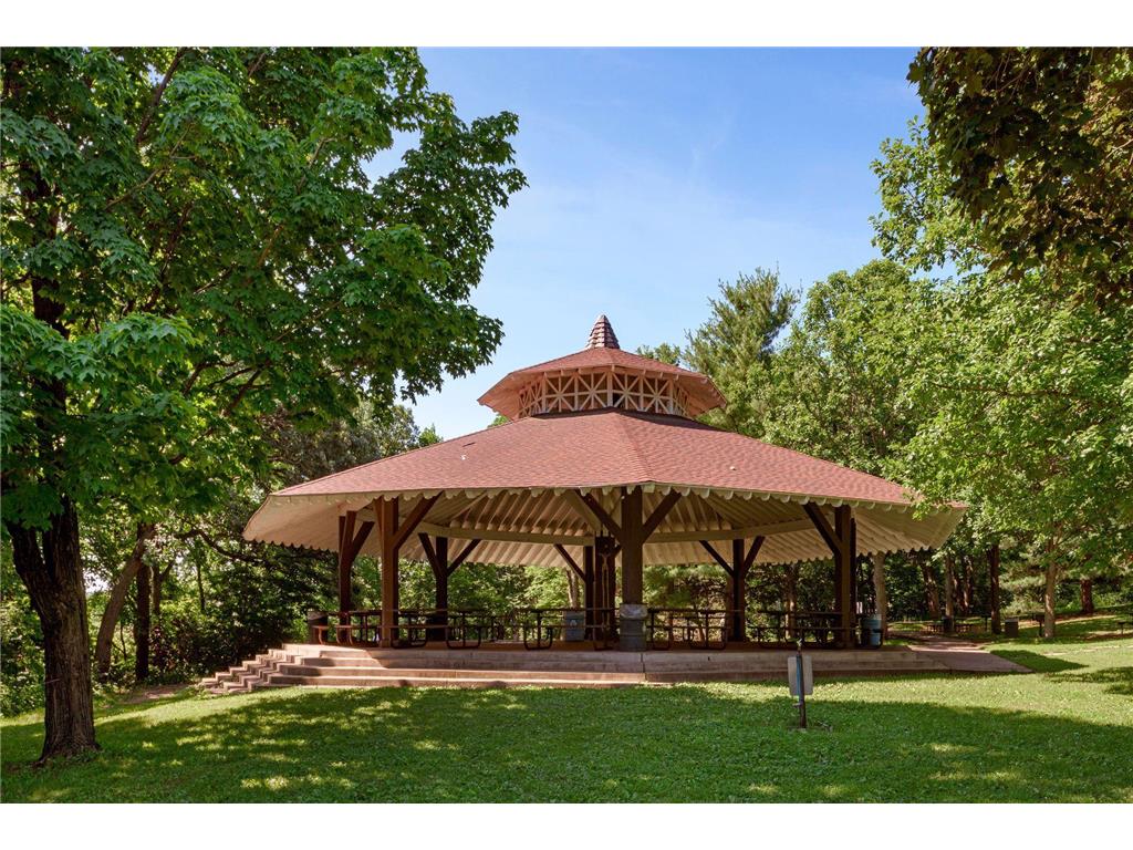 4540 Upton Avenue S Minneapolis MN 55410 - Harriet Lake 6641385 image79