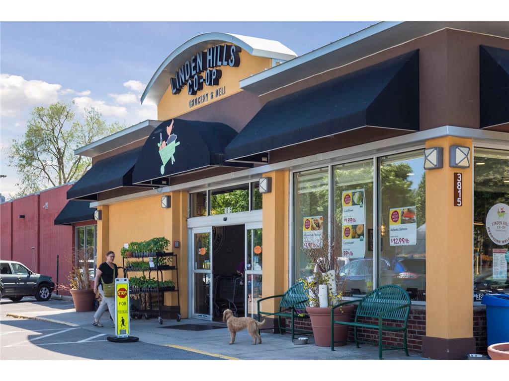 4540 Upton Avenue S Minneapolis MN 55410 - Harriet Lake 6641385 image96