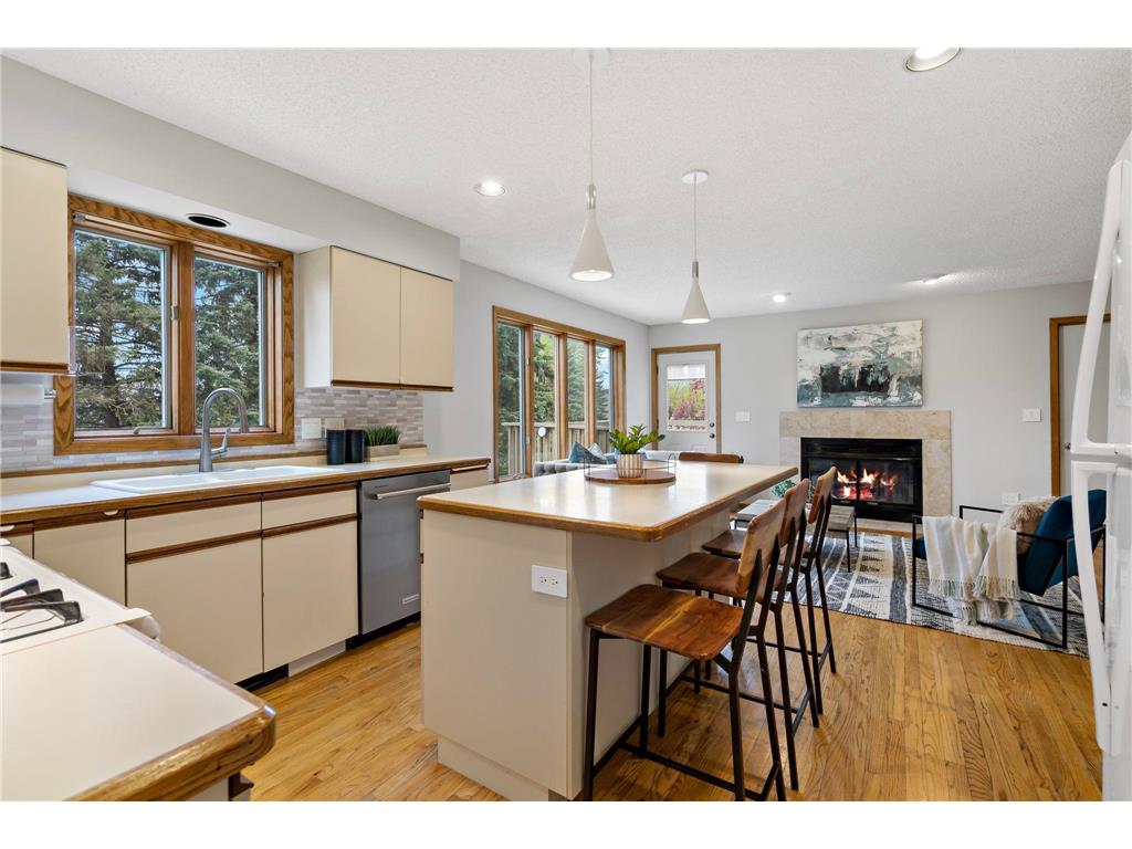 4540 Wellington Lane N Plymouth MN 55442 7063827 image16