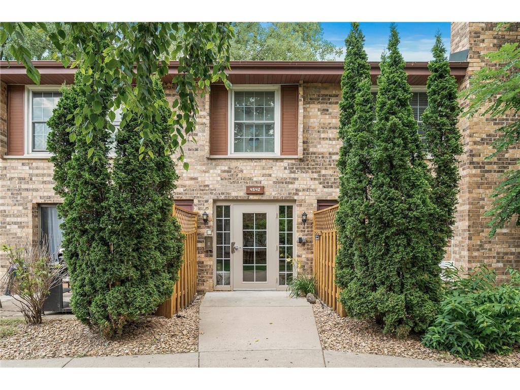 4542 Cedar Lake Road S #2 Saint Louis Park MN 55416 6744966 image1