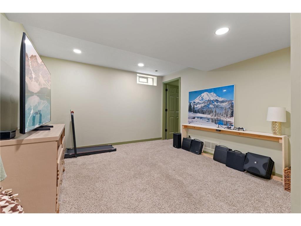 4543 Penn Avenue N Minneapolis MN 55412 7077497 image24