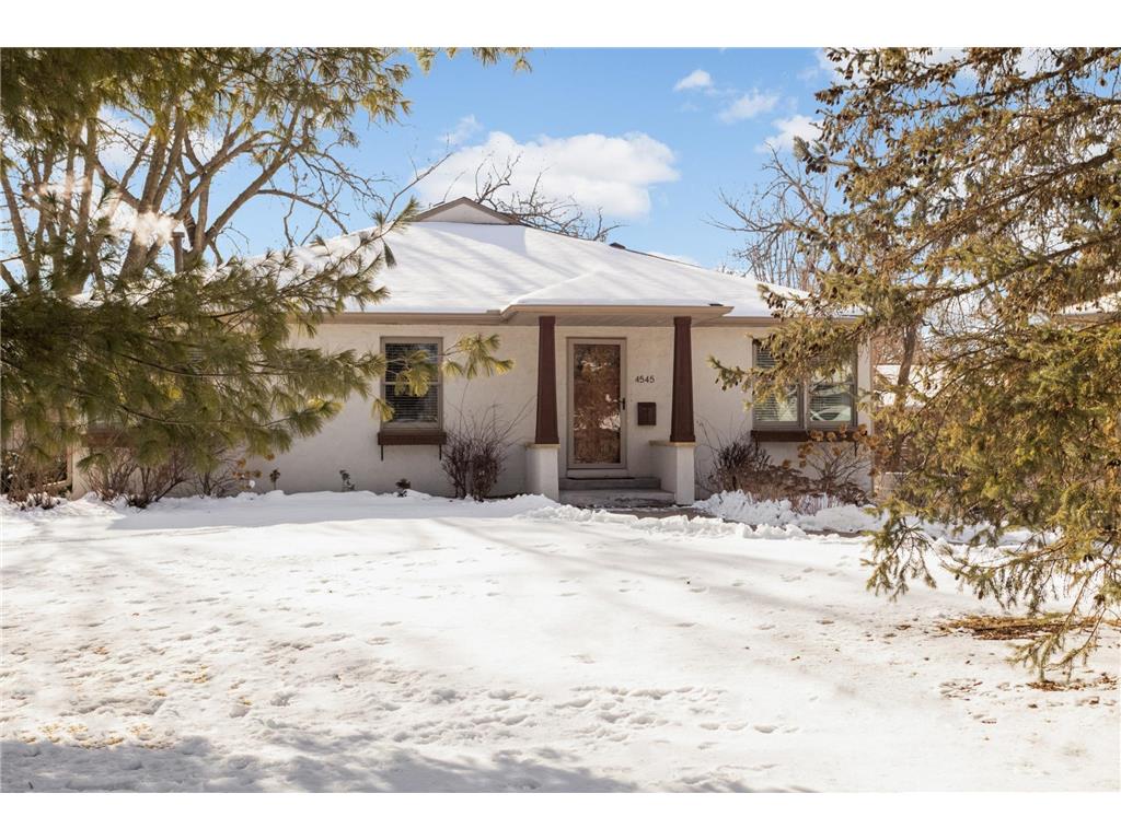 4545 Douglas Avenue Golden Valley MN 55416 7031668 image1