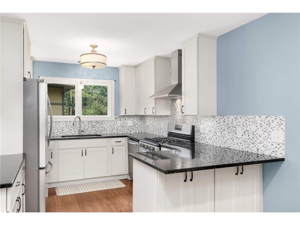 4545 Douglas Avenue Golden Valley MN 55416 7031668 image12