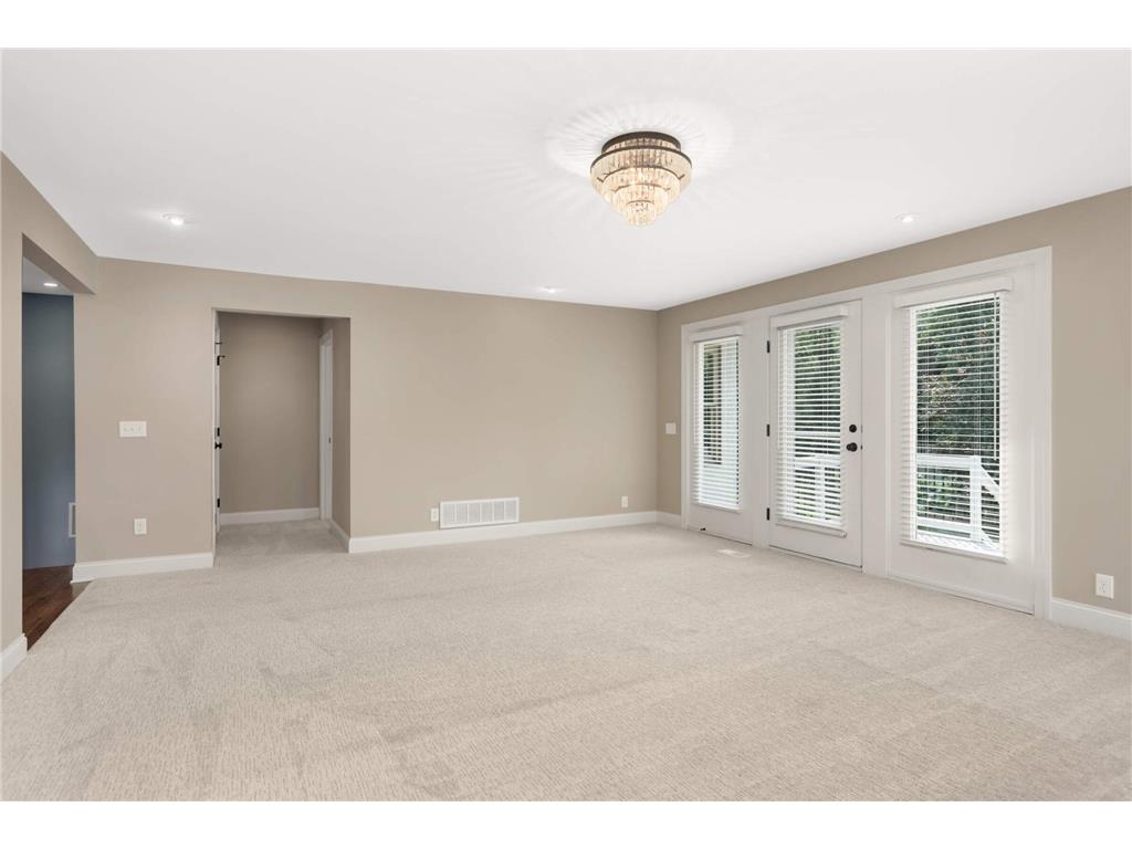 4545 Douglas Avenue Golden Valley MN 55416 7031668 image14