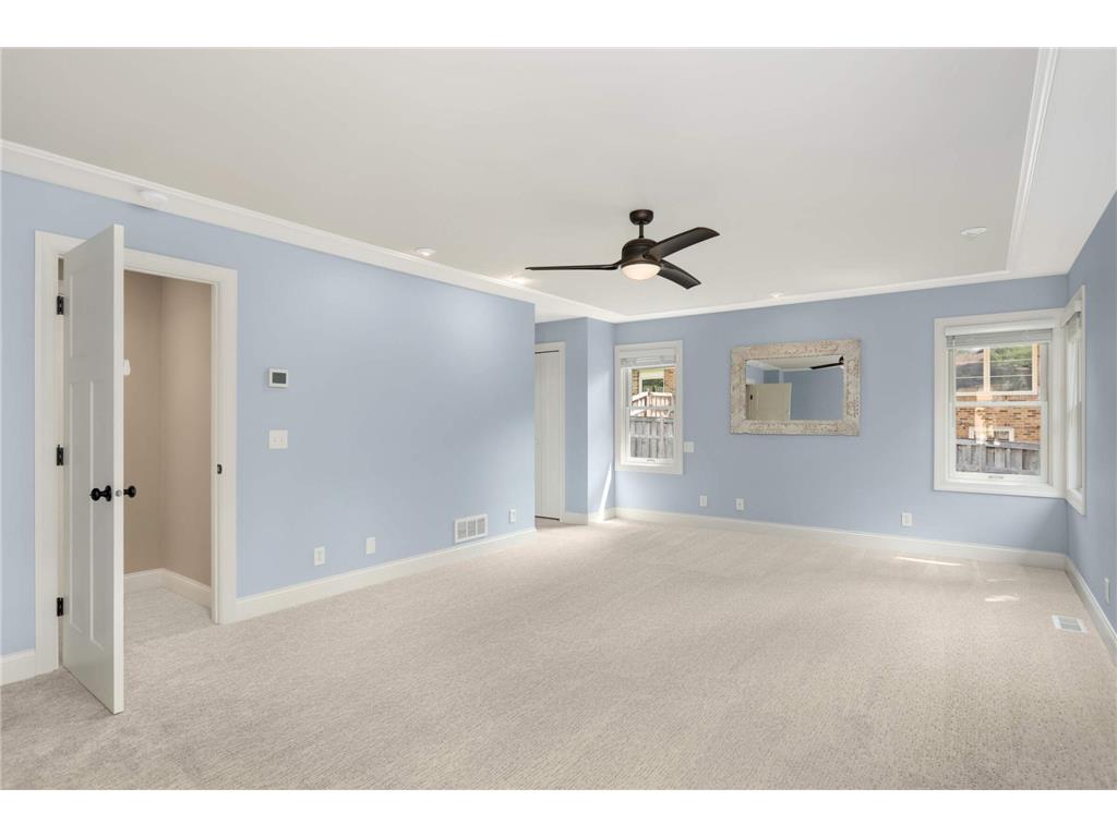 4545 Douglas Avenue Golden Valley MN 55416 7031668 image16