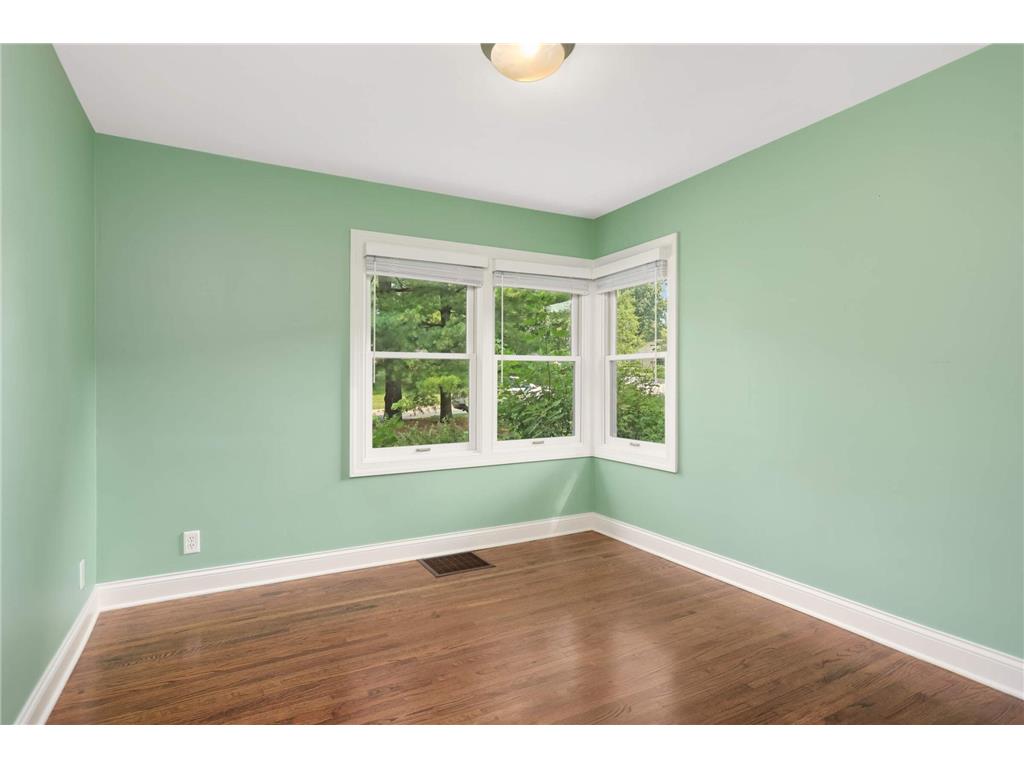 4545 Douglas Avenue Golden Valley MN 55416 7031668 image20