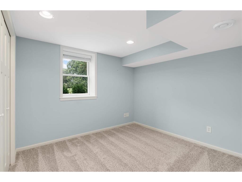 4545 Douglas Avenue Golden Valley MN 55416 7031668 image27